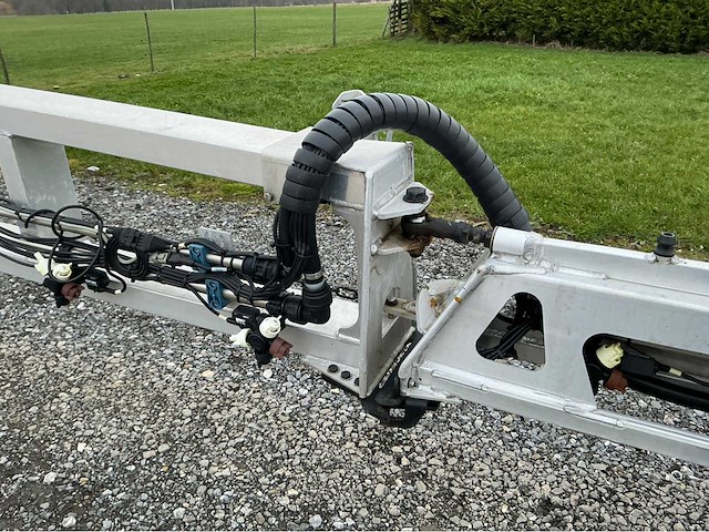 2022 kuhn artec evo 5000 l spuit - afbeelding 54 van  75