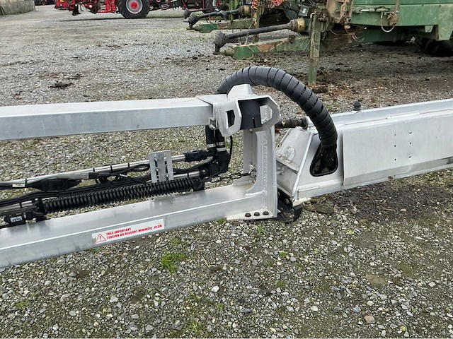 2022 kuhn artec evo 5000 l spuit - afbeelding 57 van  75
