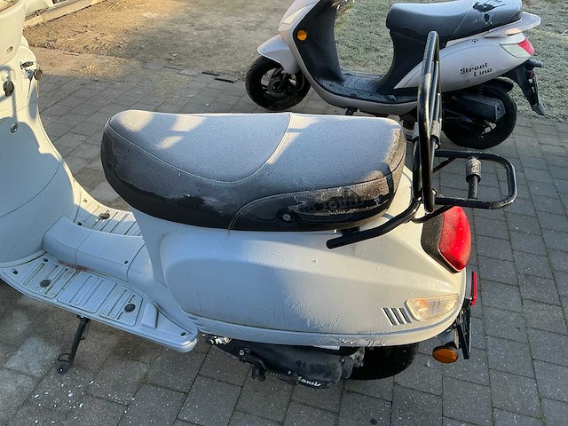 2022 la souris jj50qt-21 brommer - afbeelding 4 van  10