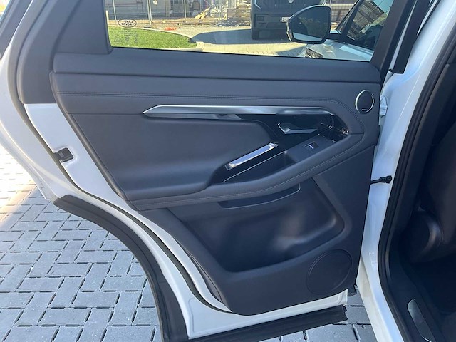 2022 land rover range rover doet denken aan hybride d200 land rover - afbeelding 6 van  34