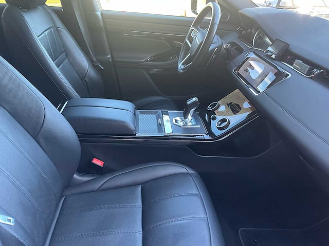 2022 land rover range rover doet denken aan hybride d200 land rover - afbeelding 13 van  34