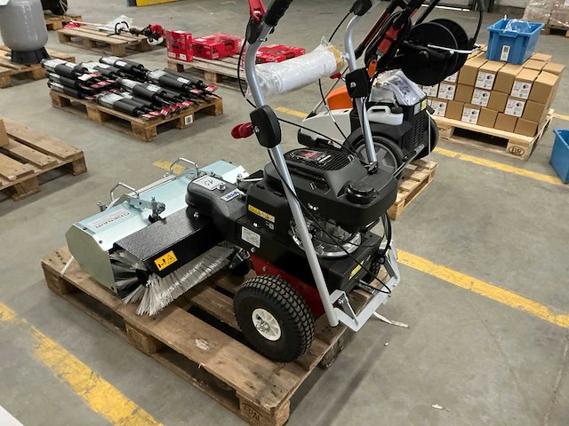 2022 limpar 81 veegmachine - afbeelding 5 van  6