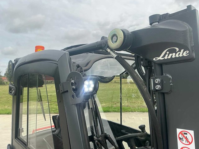 2022 linde h20t-01 vorkheftruck met weegsysteem en brand beveiliging - afbeelding 2 van  82