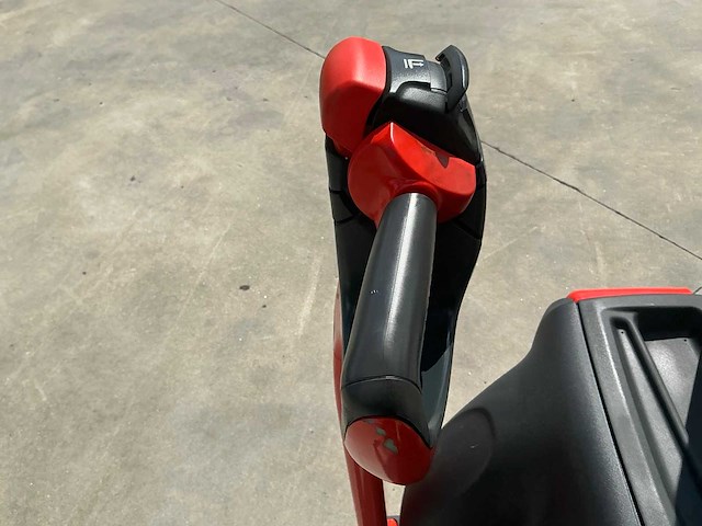 2022 linde l12 stapelaar bijna niet gebruikt - afbeelding 26 van  31
