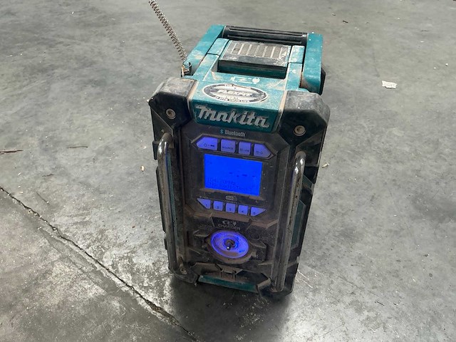 2022 makita dmr301 werfradio - afbeelding 1 van  8