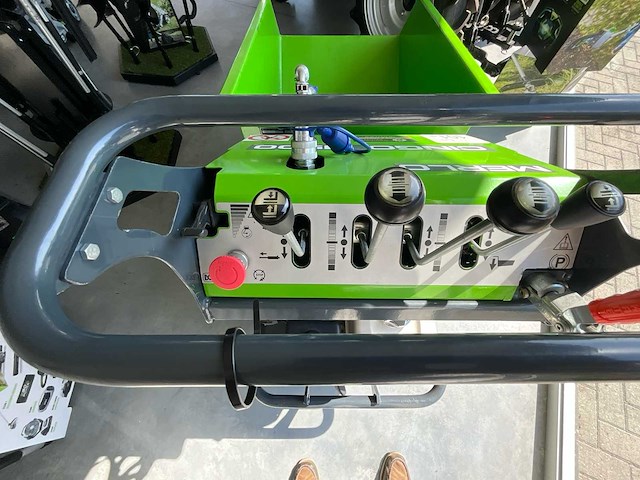 2022 me500f merlo - afbeelding 8 van  9