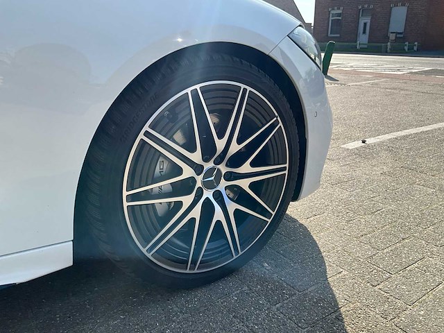 2022 mercedes-benz amg c 43 4matic+ personenauto - afbeelding 16 van  54