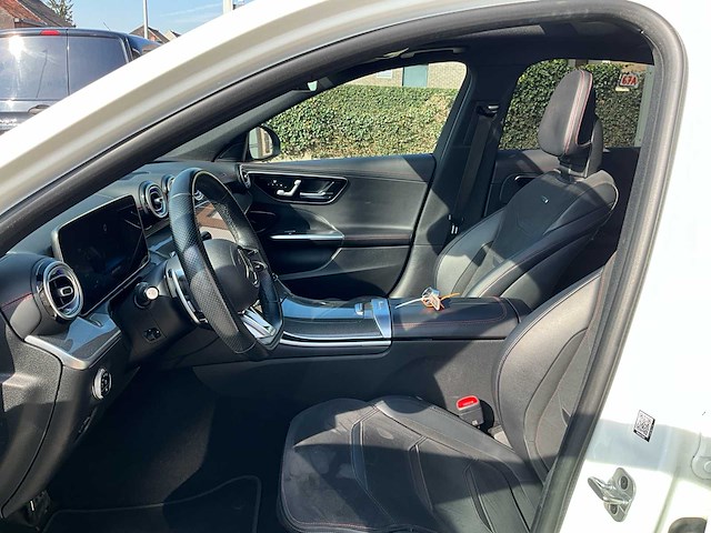 2022 mercedes-benz amg c 43 4matic+ personenauto - afbeelding 28 van  54