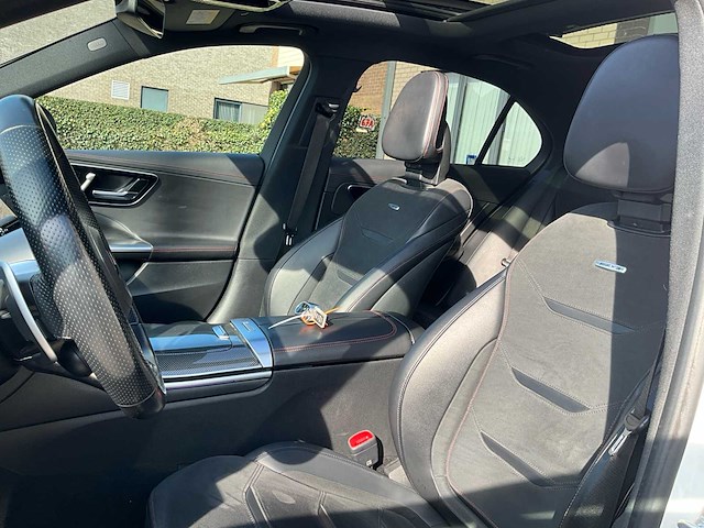 2022 mercedes-benz amg c 43 4matic+ personenauto - afbeelding 29 van  54