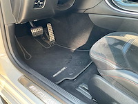 2022 mercedes-benz amg c 43 4matic+ personenauto - afbeelding 32 van  54