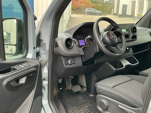 2022 mercedes-benz esprinter bestelwagen personenauto - afbeelding 4 van  26