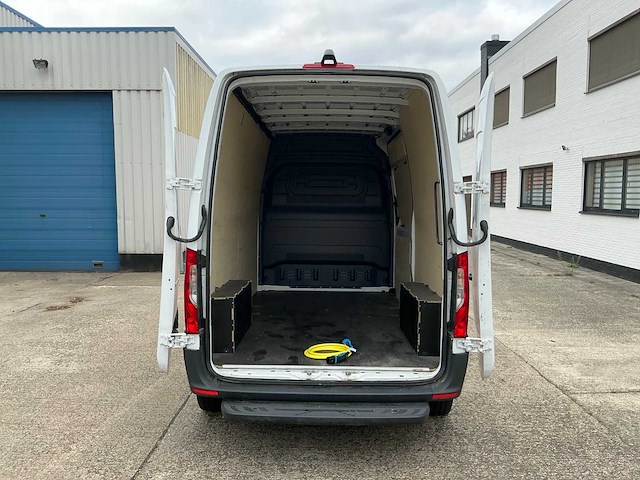 2022 mercedes-benz esprinter bestelwagen personenauto - afbeelding 22 van  22
