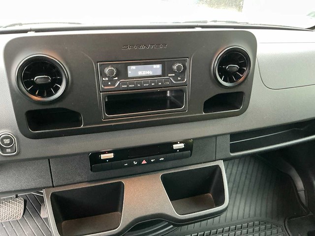 2022 mercedes-benz esprinter bestelwagen personenauto - afbeelding 8 van  26