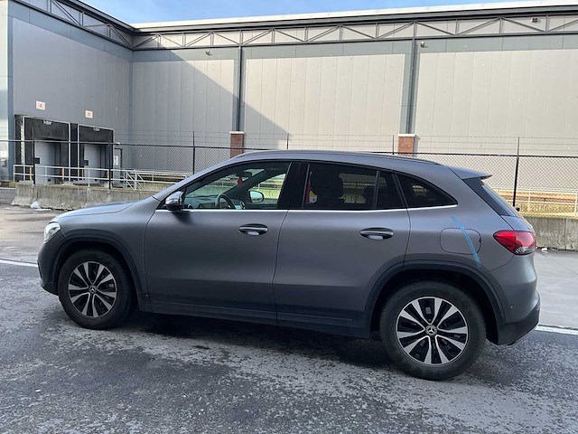 2022 mercedes-benz gla 200d personenauto - afbeelding 1 van  47