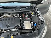 2022 mercedes-benz gla 200d personenauto - afbeelding 32 van  47