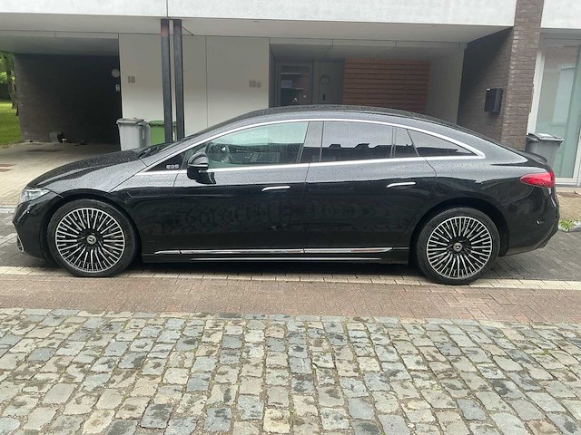 2022 mercedes eqs 450+ personenauto - afbeelding 12 van  27
