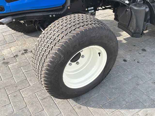 2022 new holland boomer 50 compact tractor - afbeelding 3 van  23