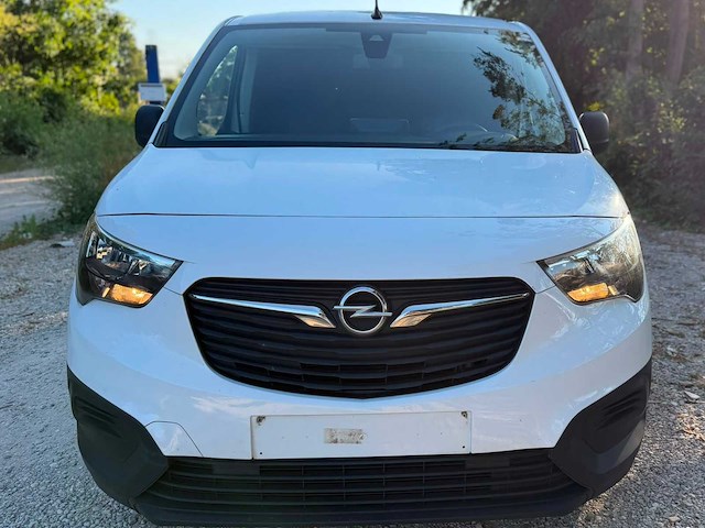 2022 opel combo 1.5 diesel - airco - navigatie - afbeelding 44 van  45