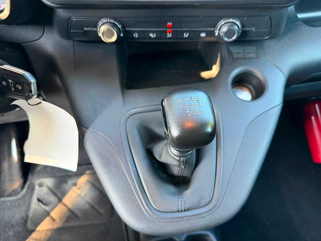 2022 opel combo 1.5 diesel - airco - navigatie - afbeelding 13 van  45