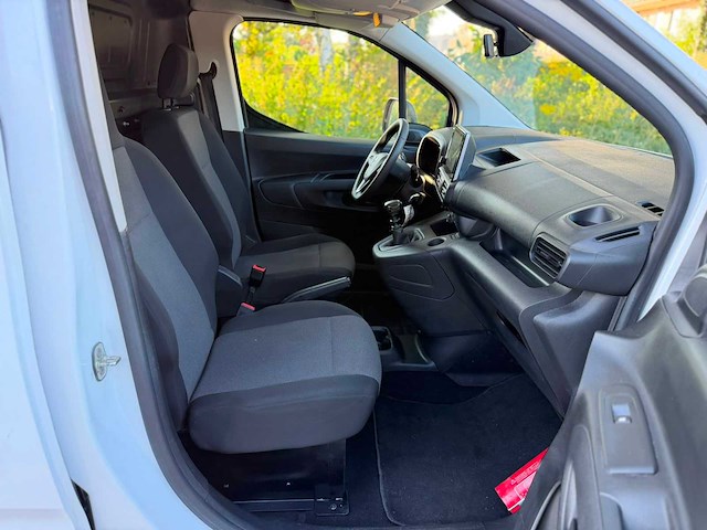 2022 opel combo 1.5 diesel - airco - navigatie - afbeelding 16 van  45