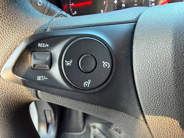 2022 opel combo 1.5 diesel - airco - navigatie - afbeelding 17 van  45