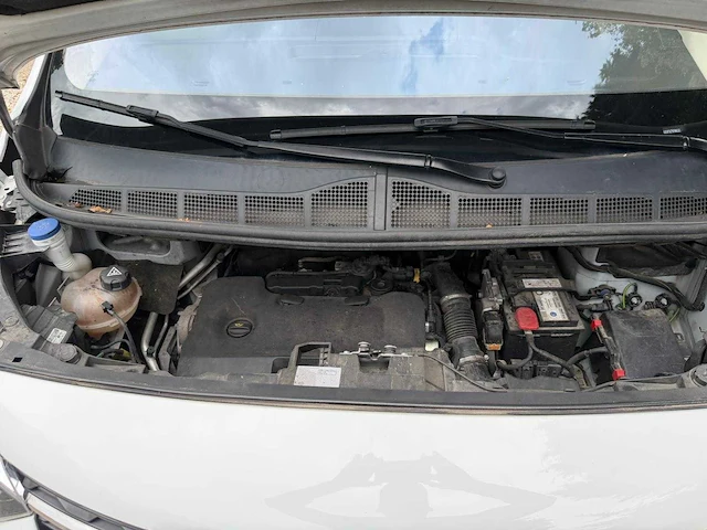 2022 opel vivaro lichte vracht - trekhaak - automaat - ingericht - navigatie, airco,... - afbeelding 28 van  40