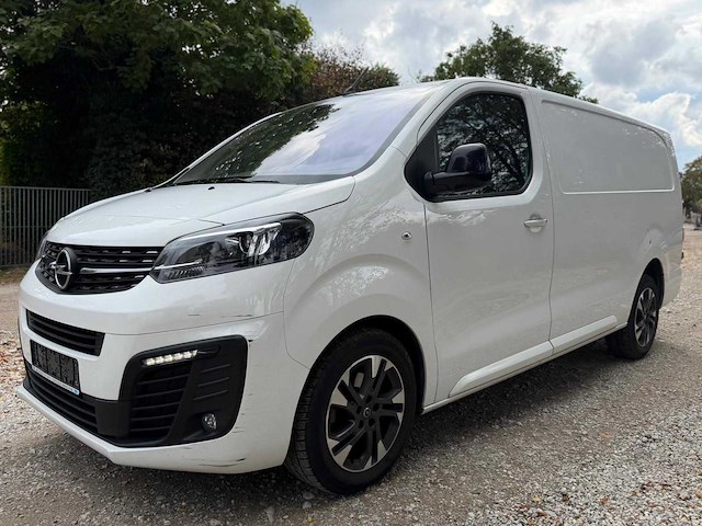 2022 opel vivaro lichte vracht - trekhaak - automaat - ingericht - navigatie, airco,... - afbeelding 1 van  41