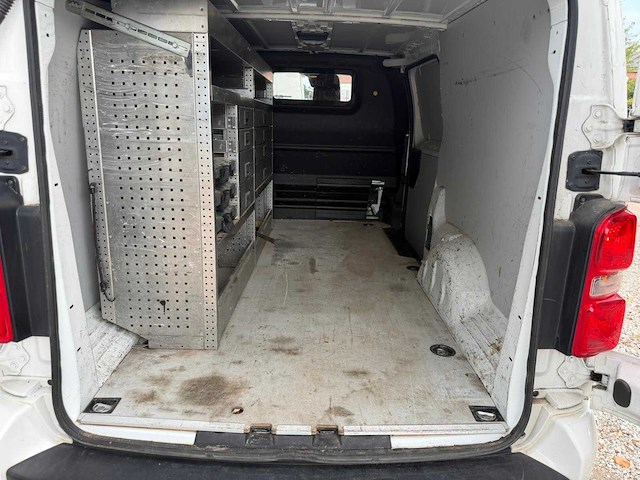 2022 opel vivaro lichte vracht - trekhaak - automaat - ingericht - navigatie, airco,... - afbeelding 14 van  41