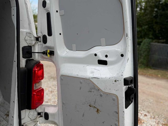 2022 opel vivaro lichte vracht - trekhaak - automaat - ingericht - navigatie, airco,... - afbeelding 18 van  41