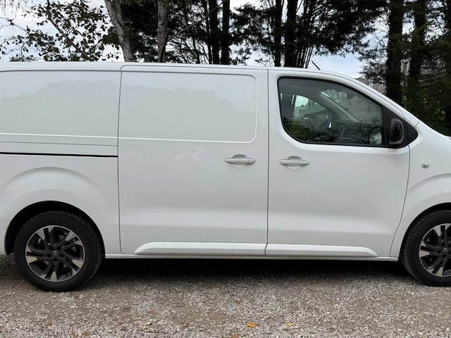2022 opel vivaro lichte vracht - trekhaak - automaat - ingericht - navigatie, airco,... - afbeelding 39 van  41