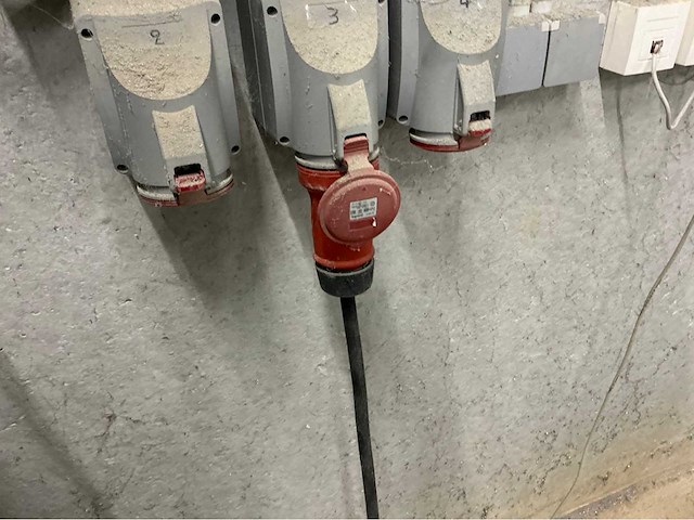 2022 pertici 600 tse twee kops afkortzaag overige zaagmachines - afbeelding 35 van  35