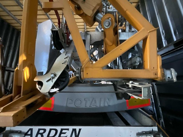 2022 potain hup m 28-22 torenkraan - afbeelding 10 van  23