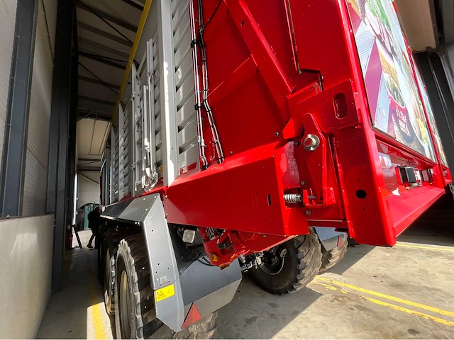 2022 pöttinger jumbo 7470 laadwagen - afbeelding 34 van  39