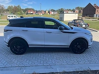 2022 range rover evoque lz range rover evoque d200 awd – 204 pk – panoramisch dak – meridian – volledig zwart uiterlijk – 2022 - afbeelding 31 van  34