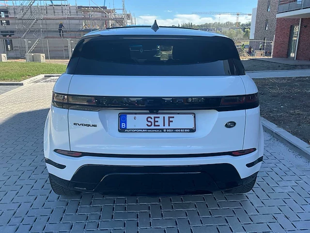 2022 range rover evoque lz range rover evoque d200 awd – 204 pk – panoramisch dak – meridian – volledig zwart uiterlijk – 2022 - afbeelding 29 van  34