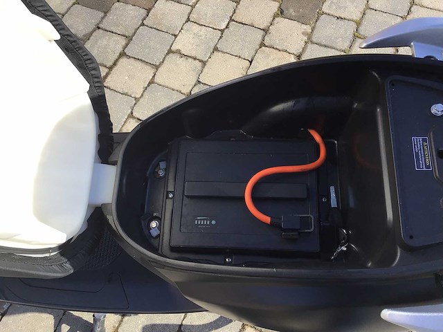 2022 sakura zf2 scooter - afbeelding 7 van  12