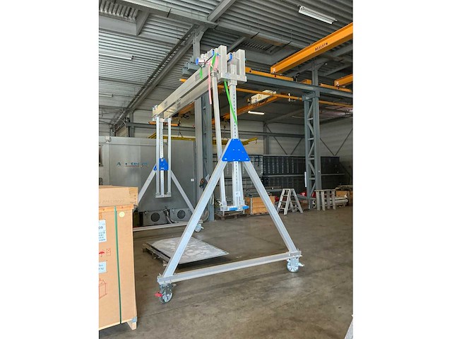 2022 schiling 146 010 40-10 in hoogte verstelbaar verrijdbare portaalkraan - afbeelding 3 van  5