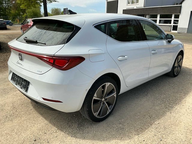 2022 seat leon e-hybrid personenauto - afbeelding 18 van  22