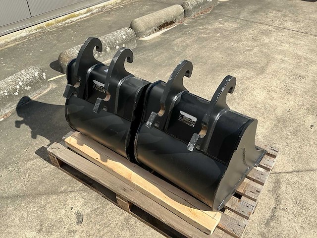 2022 set grondbakken cw05 500 mm (2x) - afbeelding 2 van  5