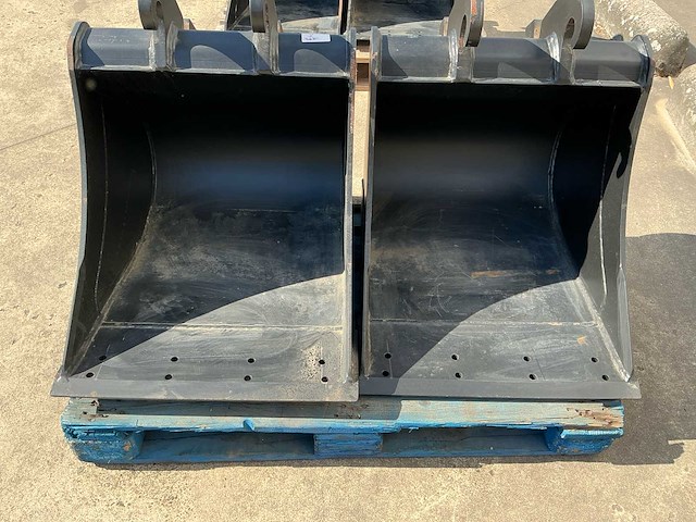 2022 set grondbakken cw05 600 mm (2x) - afbeelding 6 van  6