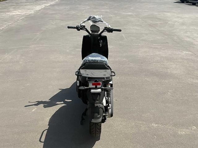 2022 silence s02 125cc e-scooter - afbeelding 31 van  36