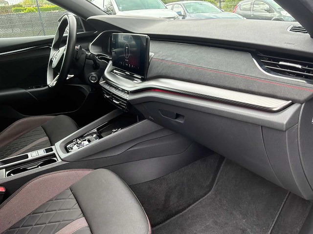 2022 škoda octavia rs - afbeelding 25 van  42