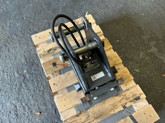 2022 thora hcw05 hydraulische snelwissel - afbeelding 1 van  4