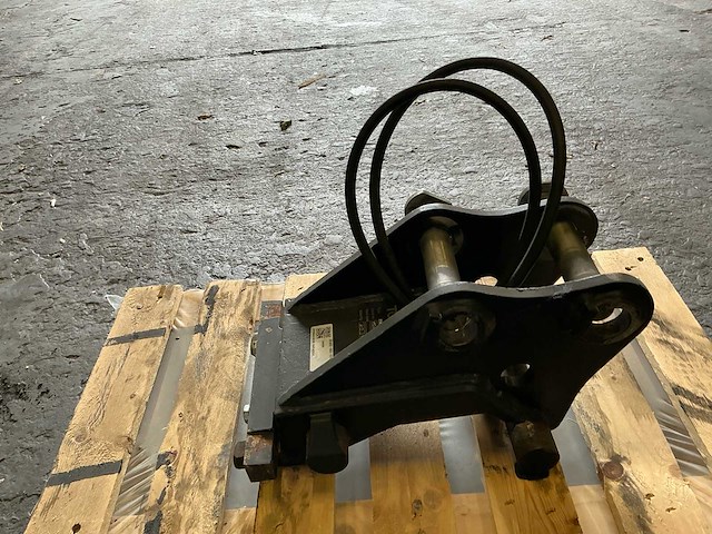 2022 thora hcw05 hydraulische snelwissel - afbeelding 1 van  1
