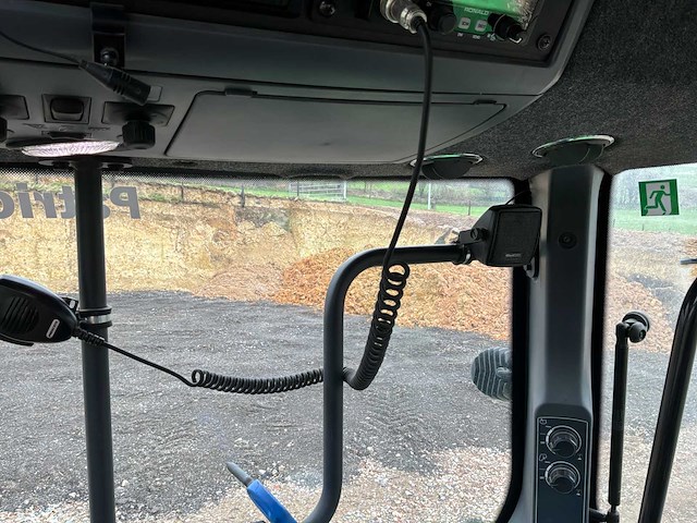 2022 valtra t195 t serie 4wd landbouwtractor - afbeelding 23 van  36