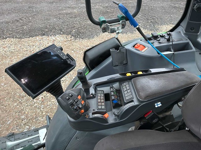 2022 valtra t195 t serie 4wd landbouwtractor - afbeelding 25 van  36