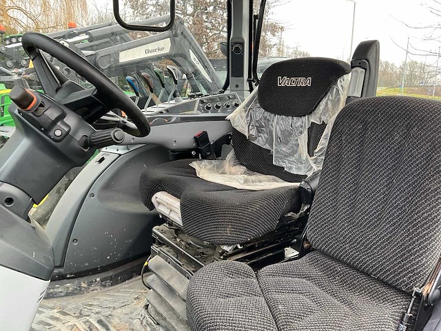 2022 valtra t214s vierwielaangedreven landbouwtractor - afbeelding 9 van  22