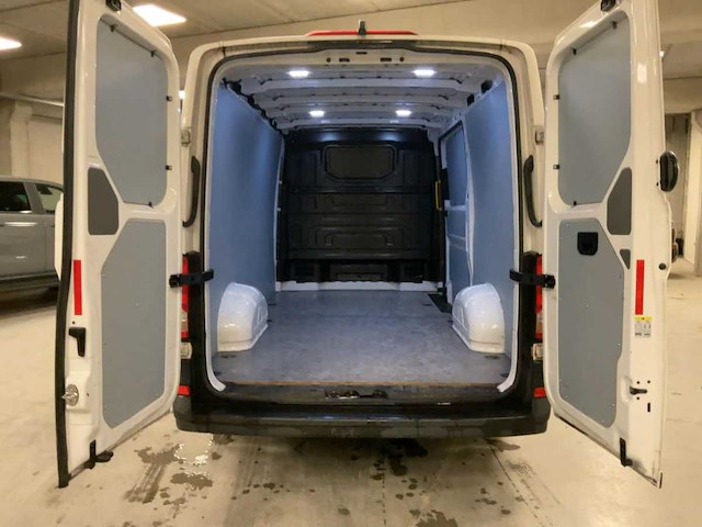 2022 volkswagen crafter 2.0 tdi syn1e lichte vrachtwagen - afbeelding 9 van  28