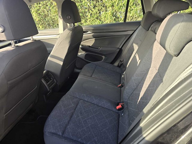 2022 volkswagen golf 8 etsi personenauto - afbeelding 3 van  13