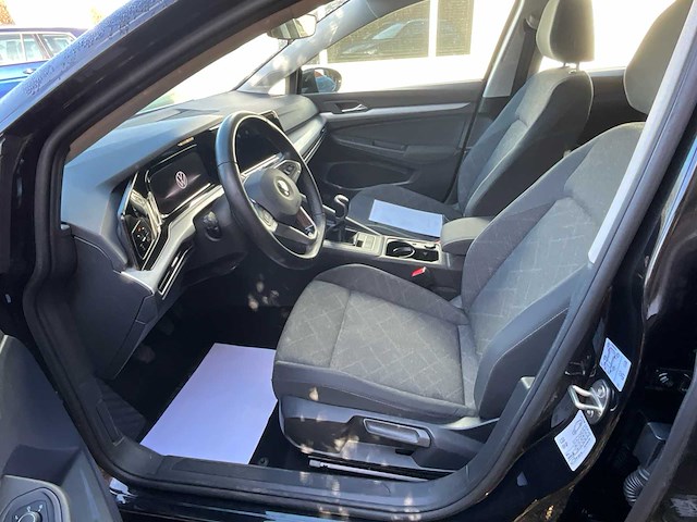 2022 volkswagen golf personenauto - afbeelding 14 van  15